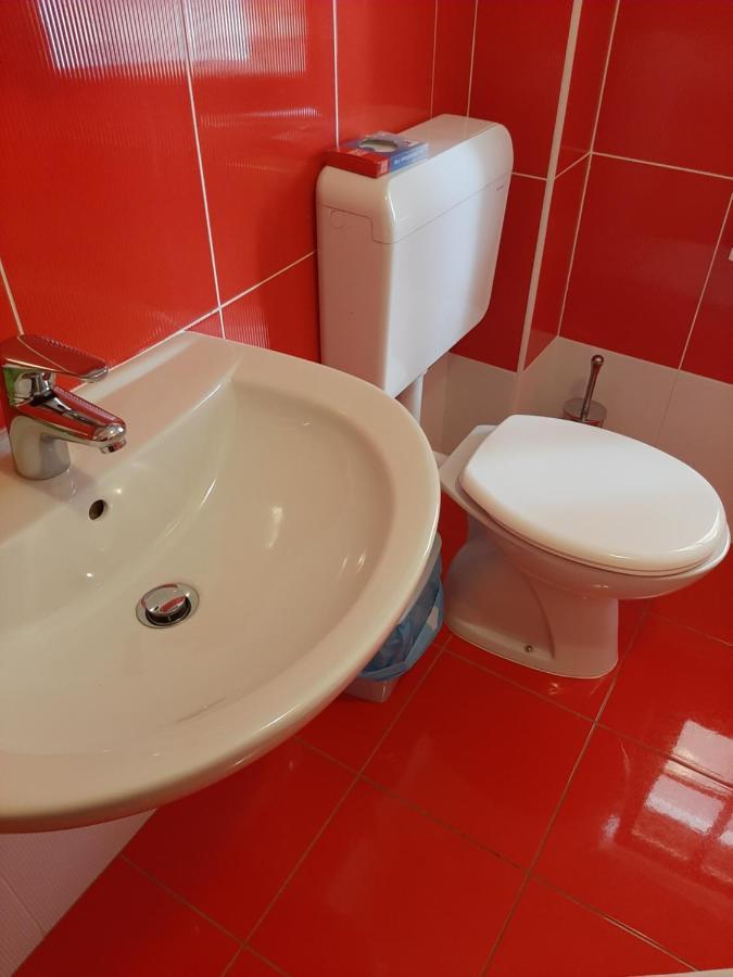 Old Town Cres Apartments Екстериор снимка